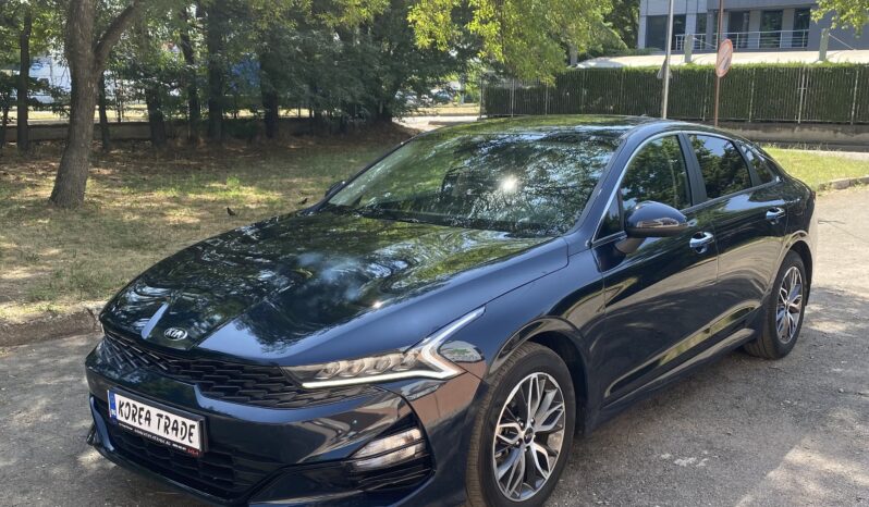 
								KIA K5									