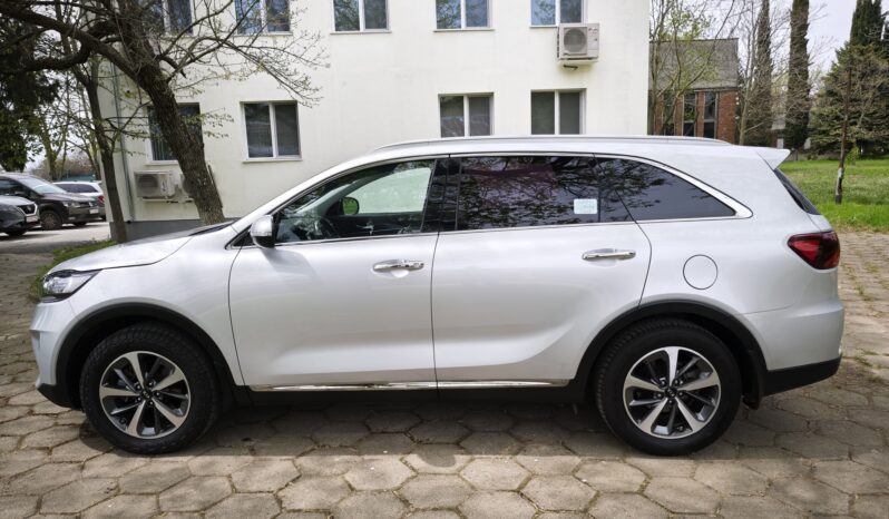 
								KIA SORENTO									