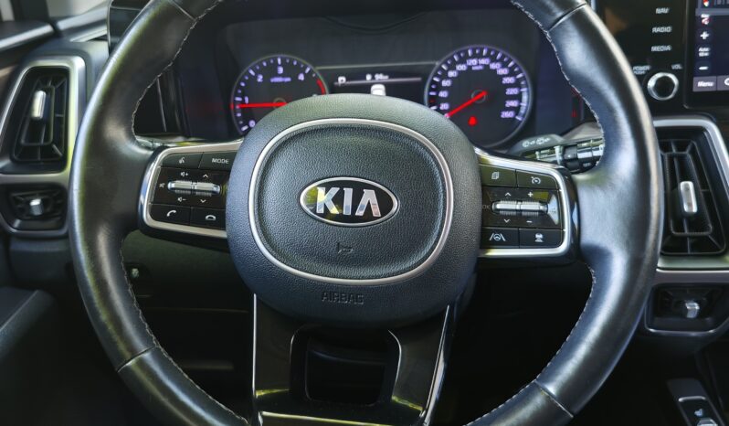 
								KIA SORENTO									