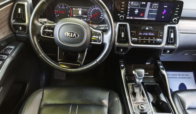 
								KIA SORENTO									