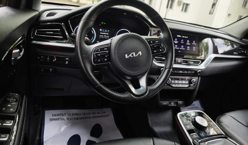 
								KIA NIRO									