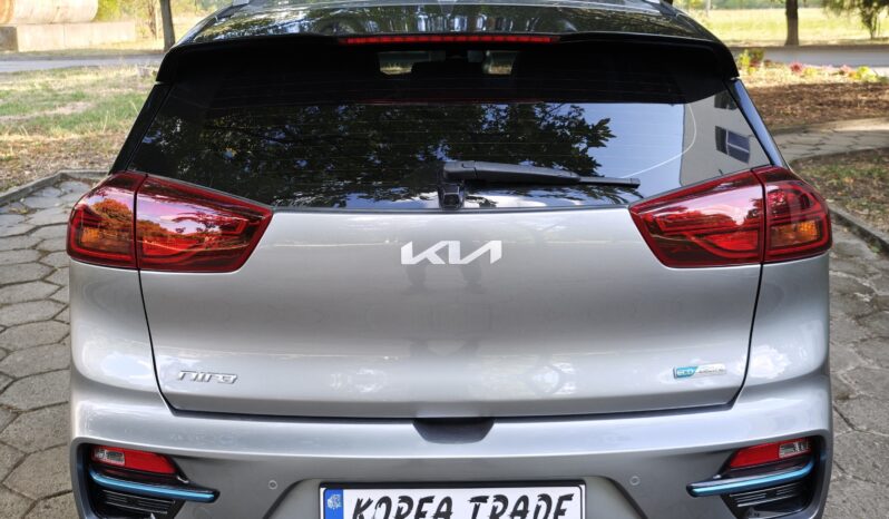 
								KIA NIRO									