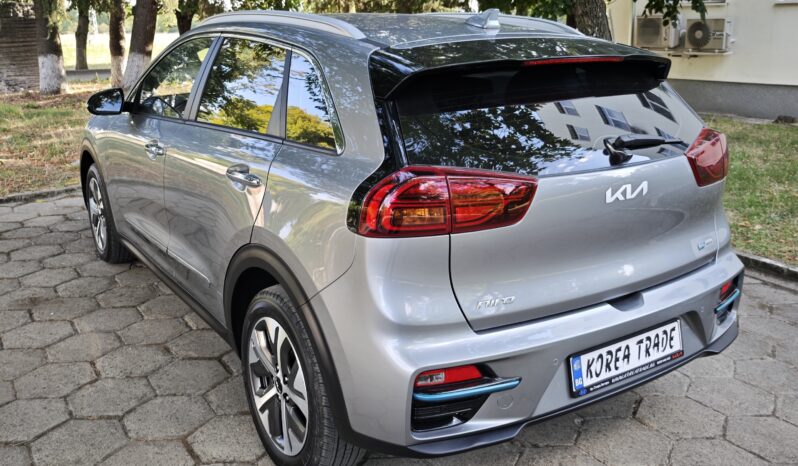 
								KIA NIRO									