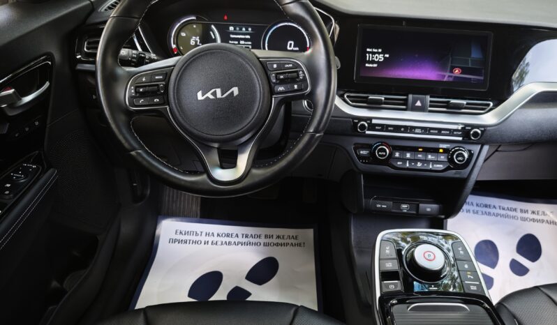 
								KIA NIRO									