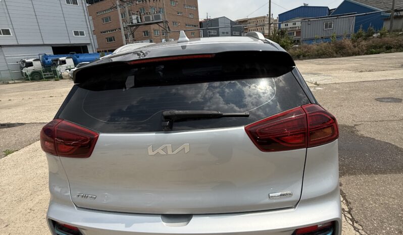 
								Kia Niro									