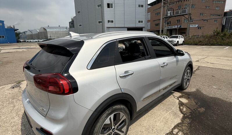 
								Kia Niro									