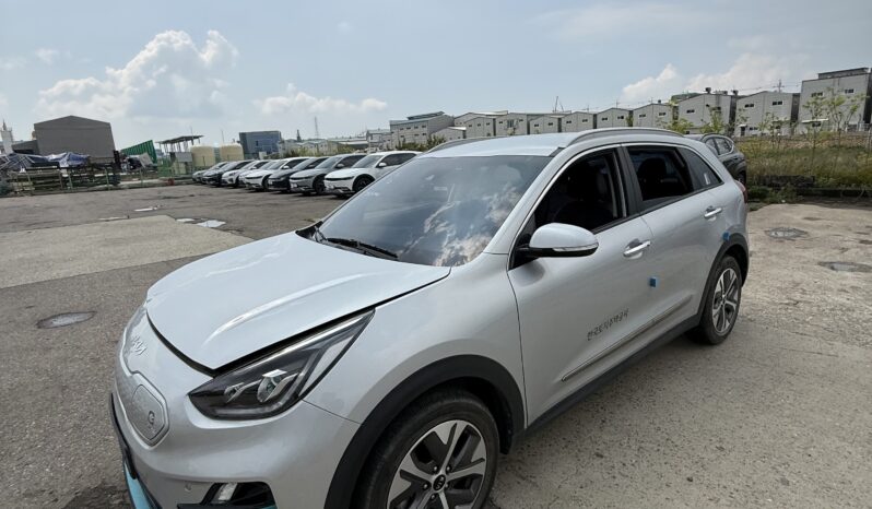 
								Kia Niro									