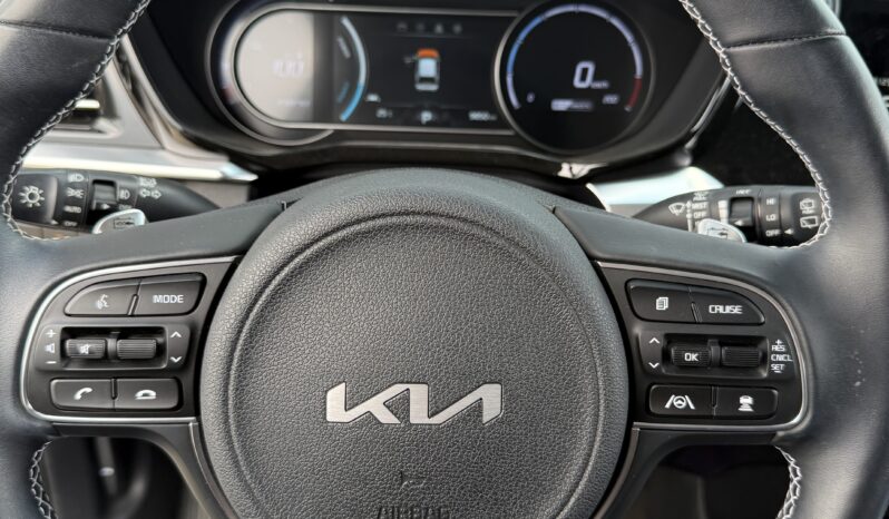 
								Kia Niro									