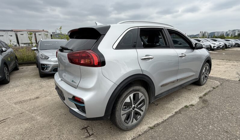 
								Kia Niro									