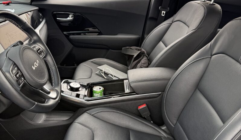 
								Kia Niro									