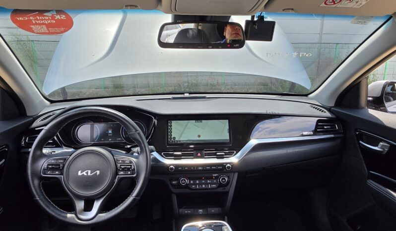 
								Kia Niro									
