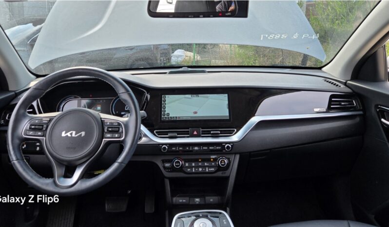 
								KIA NIRO									