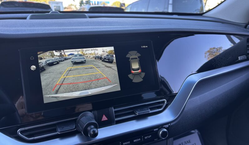 
								KIA NIRO									