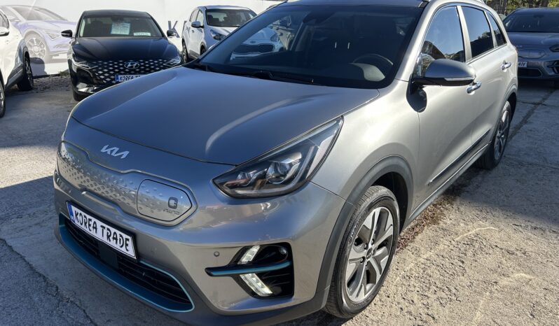 
								KIA NIRO									