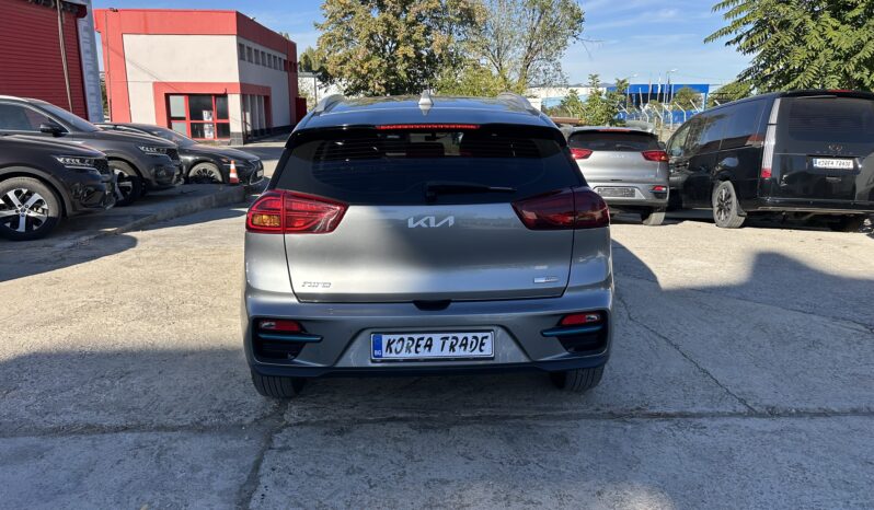 
								KIA NIRO									