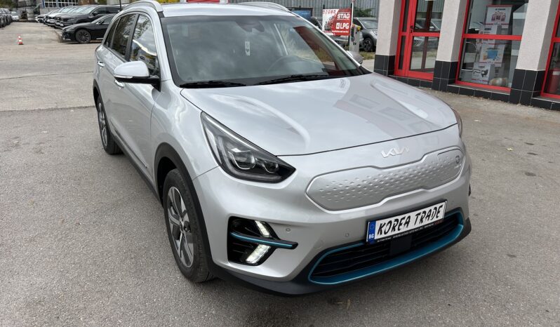 
								KIA NIRO									